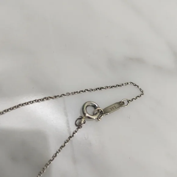discontinue to Tiffany and Co Sterling silver necklace - Picture 2 of 3